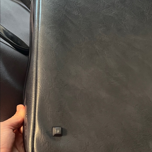 Beis mini convertible weekender in navy - Picture 8 of 12